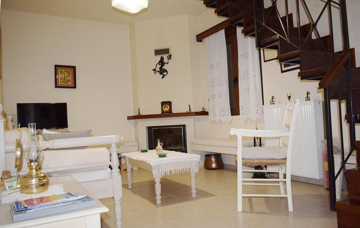 Villa Helidoni Pondikiana Bagian luar foto